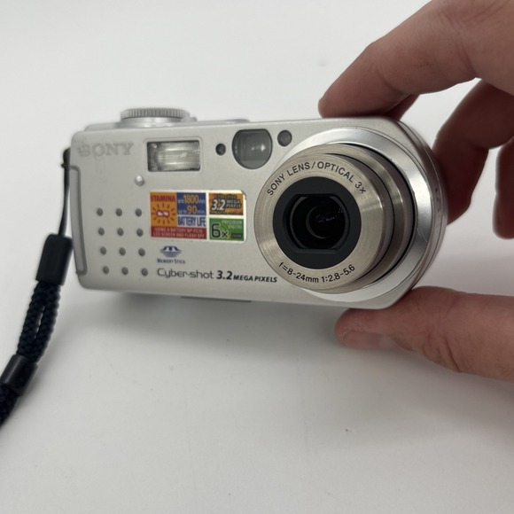 Sony Cyber-shot DSC-P5 Digital Camera Compact Tested Functional W/ Memory Card - Picture 9 of 12